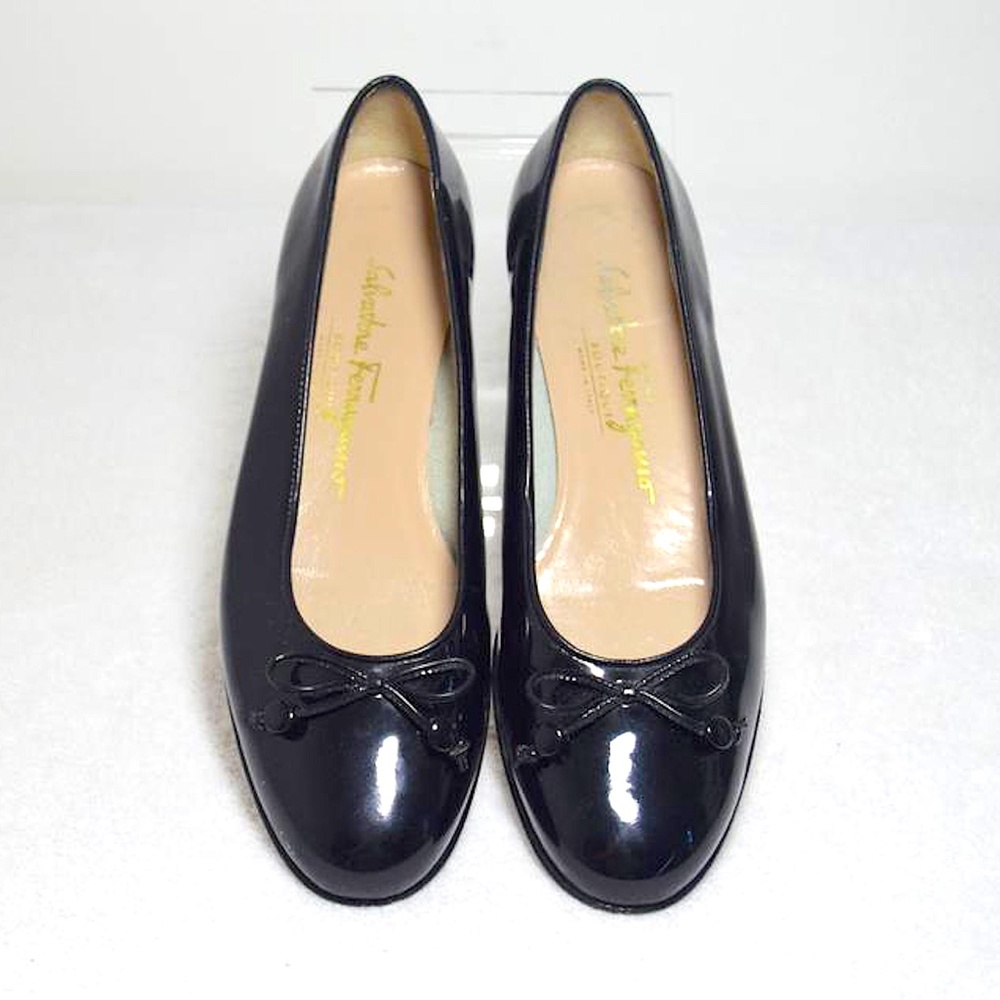 Ferragamo Black Shoestring Bow Patent Classic Ballerina Flat 🇮🇹 - Picture 4 of 8